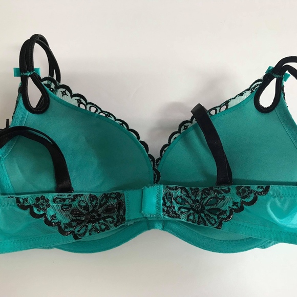 Victoria's Secret 32B turquoise pushup bra - Picture 2 of 4